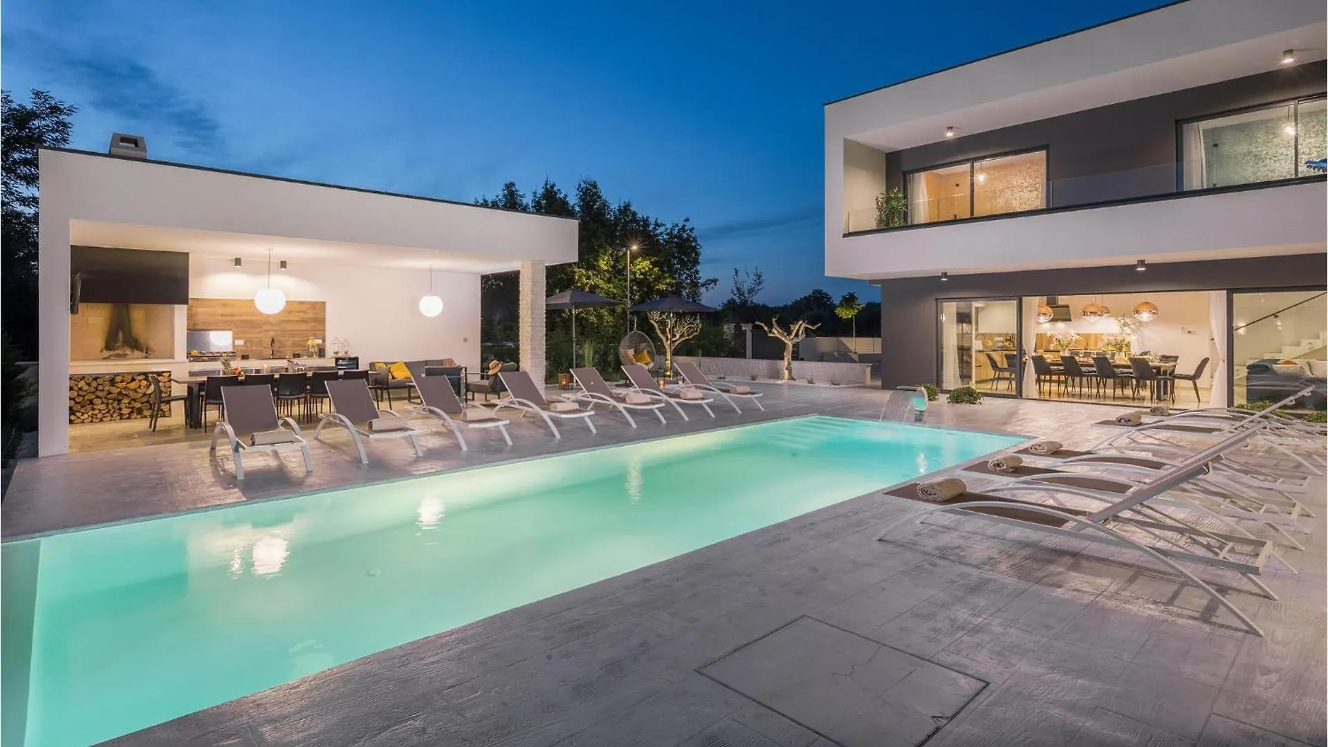 5 Bedroom Nice Home In Sivati Holiday home